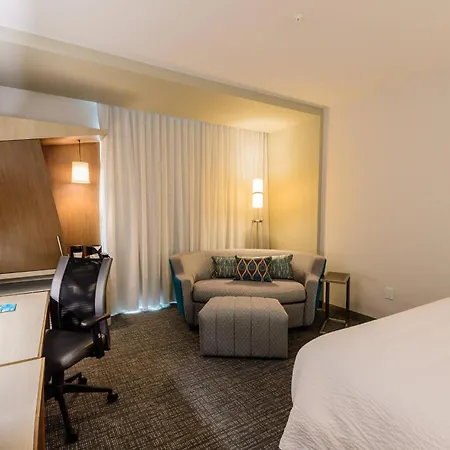 Courtyard By Marriott Lake Jackson Exterior photo