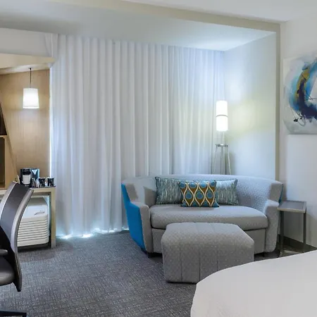 Courtyard By Marriott Lake Jackson Exterior photo