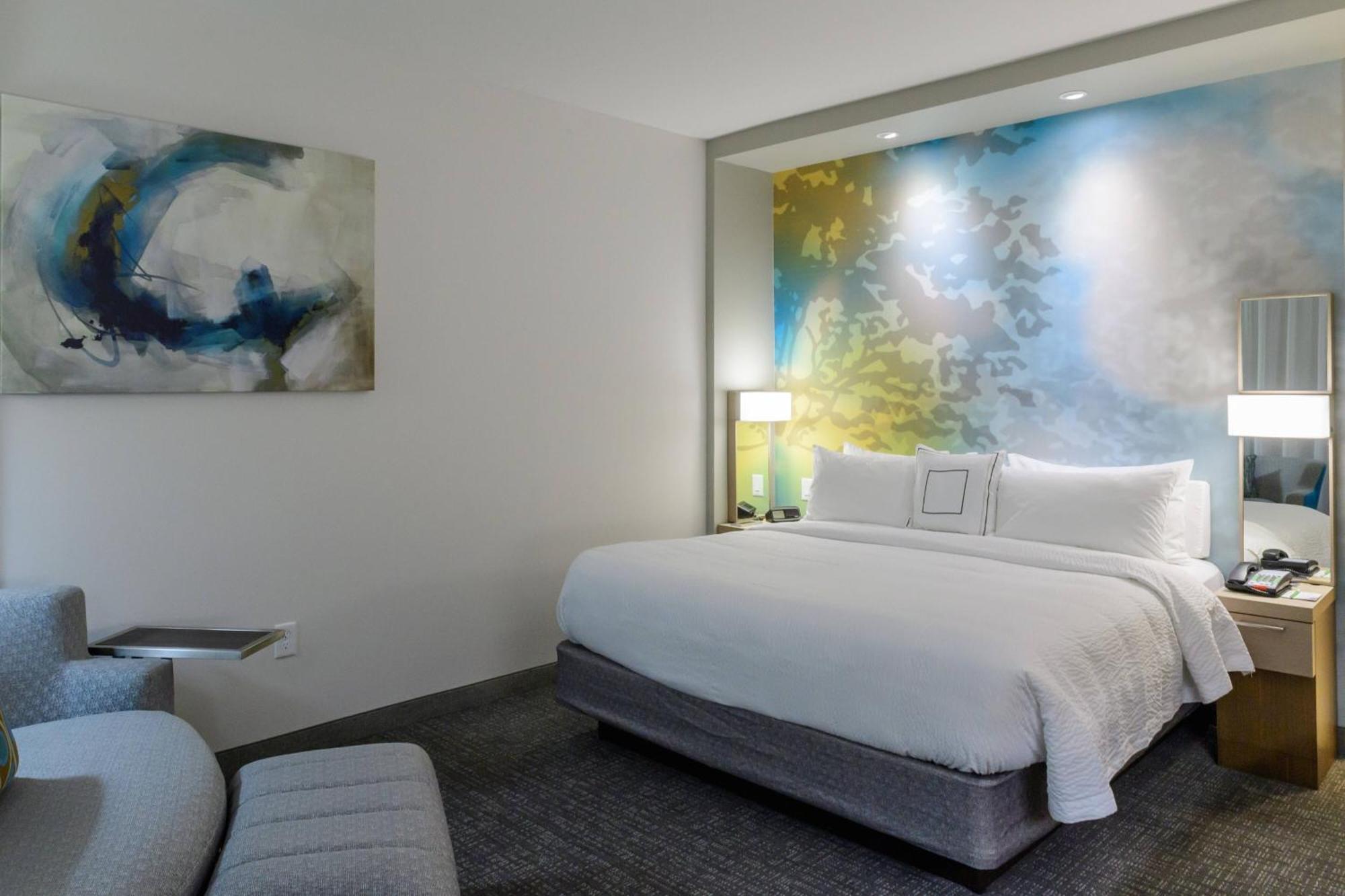 Courtyard By Marriott Jackson Hotel Lake Jackson