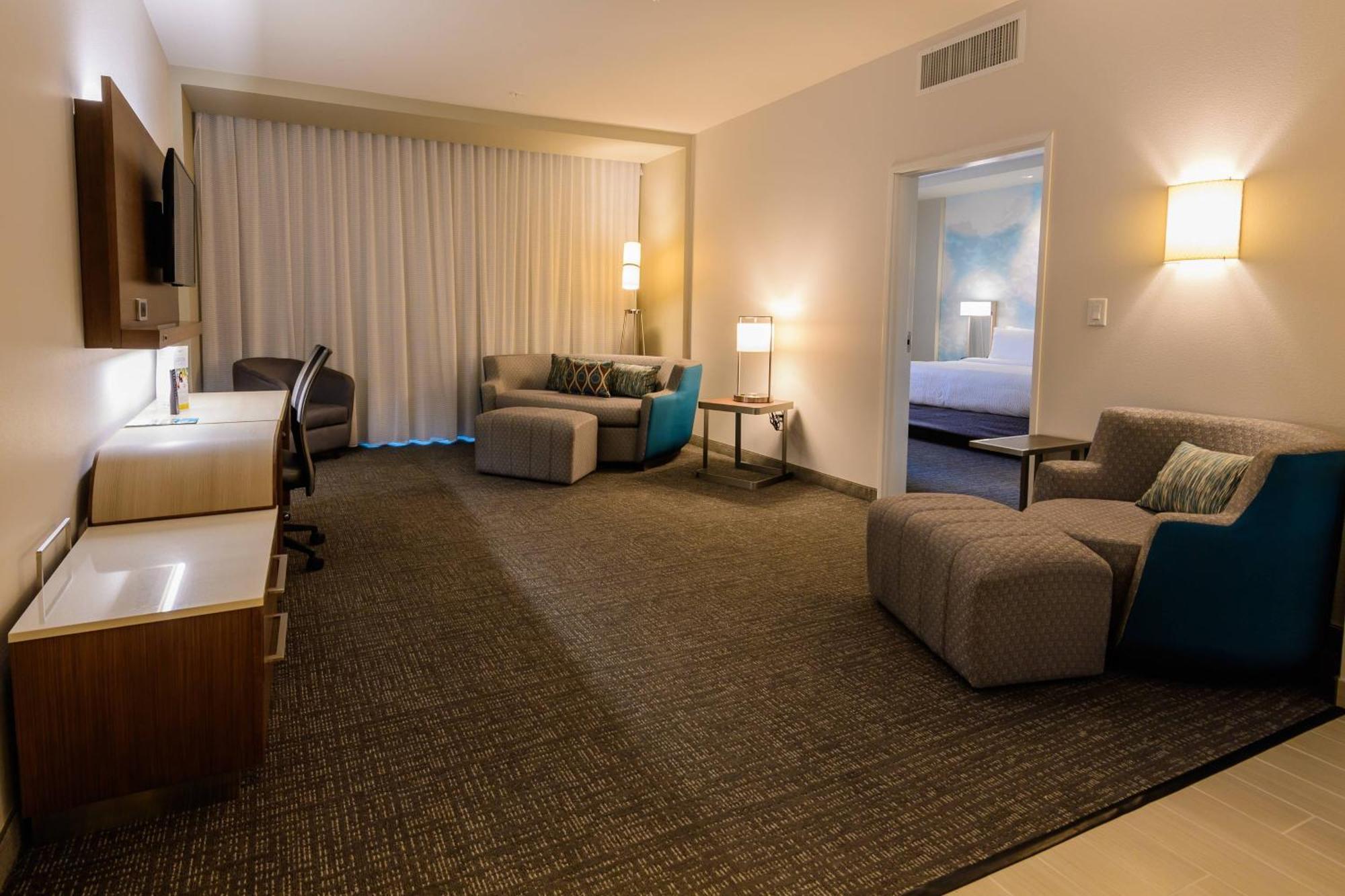 Courtyard By Marriott Jackson Hotel